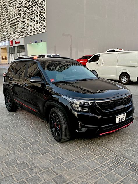 Kia seltos 2023 Black Kia Seltos, Kia Seltos X Line, Seltos Kia Car Black, 2023 Kia Seltos, Kia Suv 2023, 2024 Kia Seltos, 2023 Kia Sportage Sx Prestige, Kia Cars Models, Kia Car Black