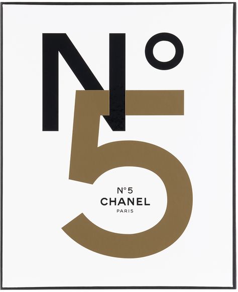 Find Abrams Chanel N°5: Story Of A Perfume on Editorialist. Two-volume compendium presenting the history of Chanel N°5, by Pauline Dreyfus. · Hardcover · Clamshell · 426 pages · 350+ illustrations · Language: English · Publication date: November 2021 · H13 x W10 ISBN: 9781419750274 Coco Chanel Bedding, Chanel Branding, Chanel Bedding, Chanel Advertisement, Chanel Ad, Chanel 5, Chanel N 5, Bedroom 2024, Chanel Aesthetic