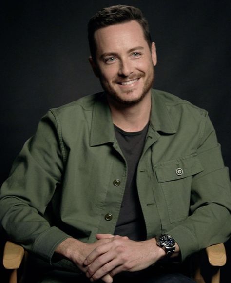 Looks Quotes, Jesse Lee Soffer, Erin Lindsay, Jesse Lee, Jay Halstead, Chicago Shows, Chicago Pd, Chicago Fire, Perfect Man