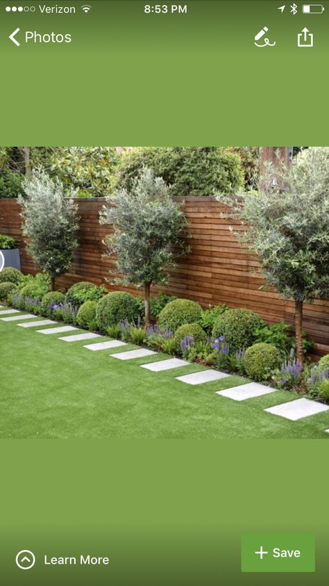 Fake Grass Garden Ideas, Green Grass Background, House Backyard, Fake Grass, Grasses Landscaping, Budget Garden, Grasses Garden, Garden Makeover, Patio Plants