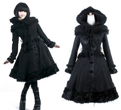 Vintage Winter Coats Women, Gothic Clothing Ideas, Cute Fur Coat, 2000s Fashion Goth, Diesel Punk Fashion, Goth Winter Coat, Gothic Winter Outfits Cold, Cute Jackets For Winter, Old Punk Fashion