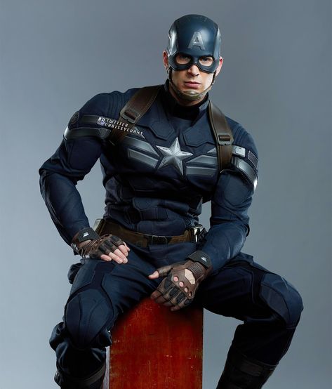 comfort chris ⍟ on Twitter: "chris evans as steve rogers 💌… " Captain America Suit, Captain America Art, Captain Rogers, Steven Grant Rogers, Marvel News, Steve Rogers Captain America, Chris Evans Captain America, Marvel Captain America, Ms Marvel