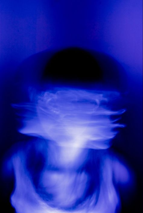 #digitalphotography #blurryface #bluelighting #digital #blurry #longexposure #longexposurephotography #face #mind Blurred Face Art, Blurry Face Photo, Blurred Face Photography, Blurred Pictures Aesthetic, Face Blur Aesthetic, Blured Portrait Aesthetic, Blurred Face Aesthetic, Blurred Photos Aesthetic, Blurry Face Aesthetic