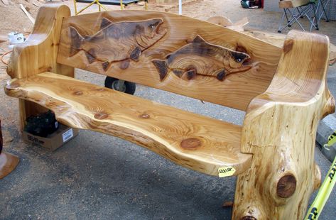 Mebel Antik, Carved Bench, Rustic Log Furniture, Intarsia Woodworking, Woodworking Box, Chainsaw Carving, Log Furniture, Woodworking Bench, Wooden Bench