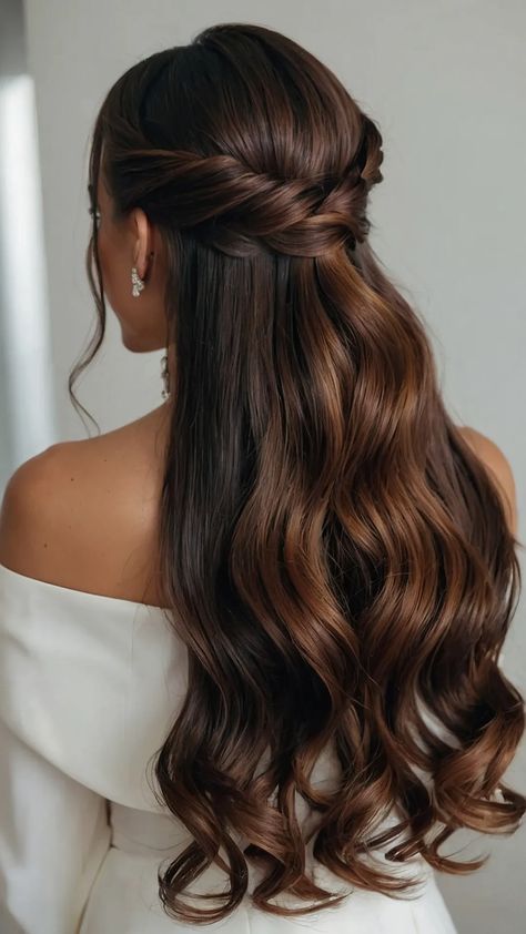 15 Elegant Half Up Half Down Wedding Hairstyles for Every Bride - Fads Hair For Prom Long, Simple Bridal Hair Half Up, Curled Hairstyles Wedding, Big Forehead Hairstyle, Wedding Hair For Long Hair, Bridesmaid Hair Half Up Half Down, Formal Event Hairstyles, Long Hair Styles For Wedding, Hairstyles For Off The Shoulder Dress