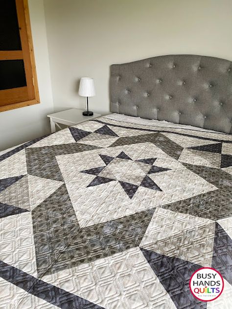 Giant Star Quilt, Bed Quilt Patterns, Moda Grunge, Quilt Blocks Easy, Star Quilt Pattern, Big Block Quilts, Two Color Quilts, Giant Star, Black And White Quilts