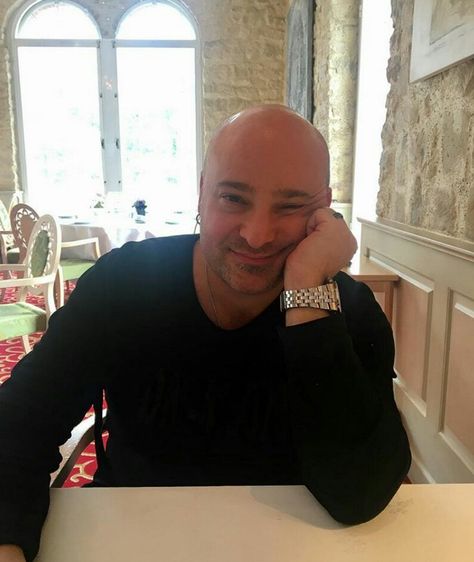 The Man!! David Draiman   {GM} David Draiman, Bra Image, Music Do, Eddie Vedder, Chris Cornell, Alternative Music, Heavy Metal Bands, Concert Tickets