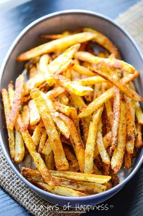 Oven Baked French Fries, Baked French Fries, Plats Weight Watchers, Crispy Fry, Easy Meal Ideas, Baked Fries, Potato Dishes, Oven Baked, French Fries