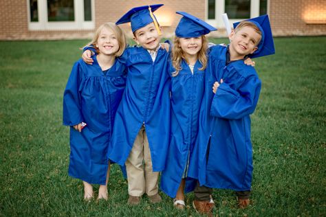 Graduation Ceremony Ideas, Graduation Crafts Preschool, Preschool Graduation Ceremony, Calm Breathing, Kindergarten Graduation Pictures, Kindergarden Graduation, Preschool Graduation Party, Prek Graduation, Preschool Diploma