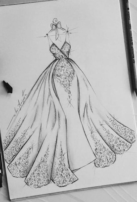 Dress Top Designs Drawings, Dress Designs Drawing Sketches Fashion Designers, Drawing Of Dresses, Ball Gown Sketches, Prom Dress Drawing, Dresses Drawing Design, Fashion Drawing Dresses Sketches, Fashion Sketches Inspiration, Fashion Designer Sketch