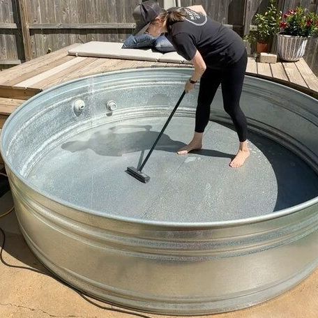 Stock Tank Swimming Pool, Cowboy Pool, Stock Pools, Tank Swimming Pool, Stock Tank Pool Diy, Pool Diy, Small Backyard Design Ideas, Backyard Design Ideas, Backyard Design Layout