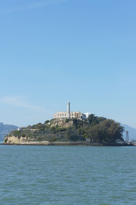 Alcatraz Alcatraz Island Prison, San Francisco Alcatraz, North California, San Francisco Pictures, Alcatraz Prison, Alcatraz Island, Place To Visit, San Fran, San Francisco Bay Area