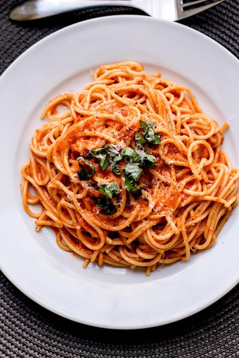 Red Pepper Alfredo, Roasted Red Pepper Alfredo, Roasted Red Pepper, Roasted Red Peppers, Alfredo Sauce, Marinara, Red Pepper, Healthy Foods To Eat, Red Peppers