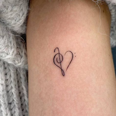 Bass Clef Heart Tattoo, Clef Heart Tattoo, Small Music Tattoos, Music Lover Tattoo, Treble Clef Tattoo, Inner Arm Tattoos, Music Notes Tattoo, Petit Tattoo, Music Note Tattoo