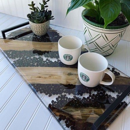 Coffee Bean Crafts, Coffee Bean Resin, Coffee Resin, Coffee Bean Art, Epoxy Diy, Resin And Wood Diy, Wood Resin Table, Epoxy Resin Diy, Diy Resin Projects