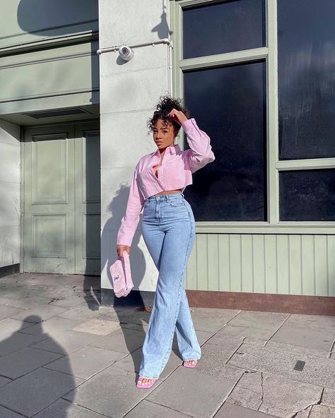 @riah.jem • Instagram photos and videos Black Shirt Light Blue Jeans Outfit, Heeled Sandals Outfit Jeans, Pink And Blue Jeans Outfit, How To Style Pink Crop Top, Blush Pink Shoes Outfit, Heel With Jeans Outfit, Petite Black Girls Outfit, White Top And Blue Jeans Outfit, Blue Top And Jeans Outfit