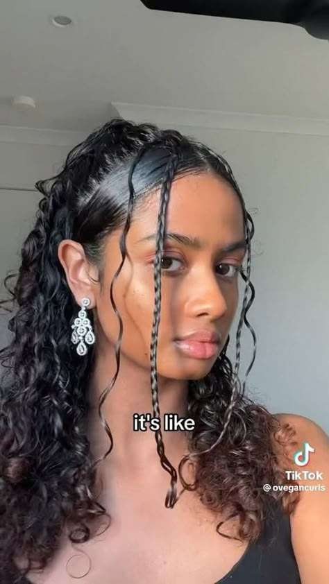 Cornrows Ideas, Sunkissed Hair, Quick Curly Hairstyles, Hairstyle Ideas Easy, Curly Hair Beauty, Curly Hair Care Routine, Mixed Curly Hair, Curly Hair Videos, Cute Curly Hairstyles