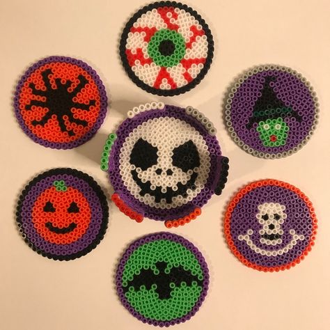 Pumpkin Hama Beads, Halloween Hama Beads, Hama Beads Halloween, Halloween Pixel Art, Hama Beads Coasters, Halloween Coasters, Beads Perler, Easy Perler Beads Ideas, Fuse Bead Patterns