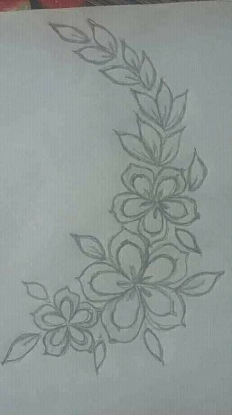 Aari Flower Design Tracing, Flower Pattern Drawing, Hand Embroidery Patterns Free, Fabric Paint Designs, Flower Drawing Design, Simple Embroidery Designs, Motifs Perler, Floral Embroidery Patterns, Border Embroidery Designs