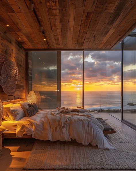 House With View Of Ocean, Home With Ocean View, House In Front Of The Sea, Beach Rich Aesthetic, House Near Ocean, Sydney Beach House, Cozy Luxury House, Beach House Aesthetic Bedroom, Natural House Exterior