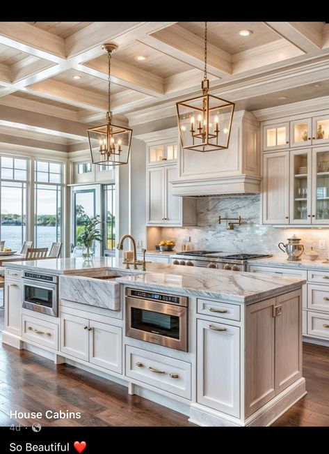 Elegant Kitchens Luxury, Kitchen Desgin, Dream Kitchen Island, Regency Interiors, Home Kitchen Ideas, Mansion Kitchen, Luxurious Kitchens, Top Kitchen Designs, Modern Luxury Kitchen