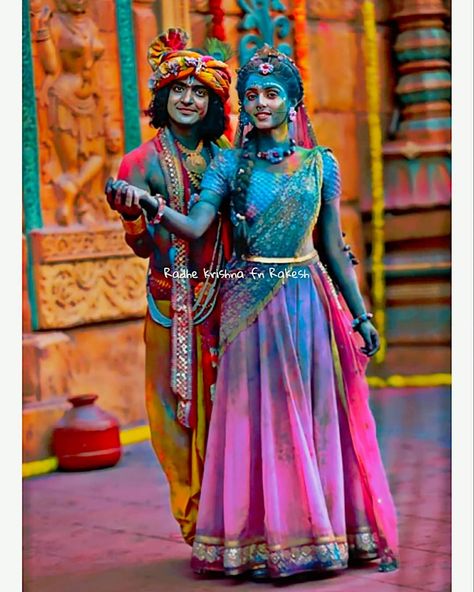 4,122 Likes, 17 Comments - Radhe💟Krishna fn-Rakesh (@radhe_krishn_fn) on Instagram: “❤️ . Follow @radhe_krishn_fn . . #Radhekrishna | Mon - Fri, 9pm Star bharat @beatking_sumedh…” Holi Wishes Images, Krishna Holi, Radha Beauty, Happy Holi Images, Radha Krishna Holi, Holi Photo, Paper Quilling For Beginners, Holi Images, Kanha Ji