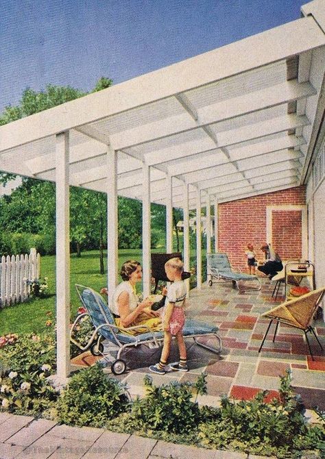 Modern Patio Roof, Mid Century Landscaping, Mid Century Modern Patio, Mid Century Exterior, Building A Pergola, Modern Pergola, Pergola Design, Backyard Pergola, Mid Century Architecture