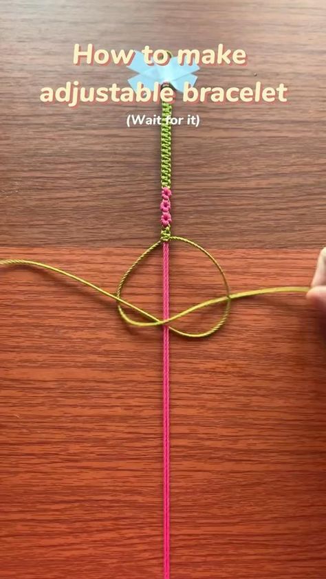 Easy Bracelet Patterns, Bracelet Making Tutorial, Easy Bracelet, Simpul Makrame, Pola Macrame, Diy Bracelets With String, String Bracelet Patterns, Diy Friendship Bracelets Tutorial, Braided Bracelet Diy