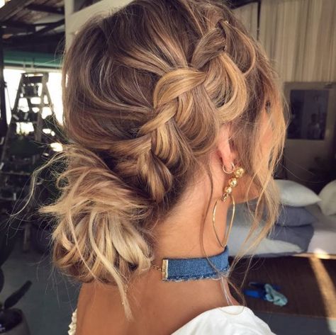 Wedding Hairstyles Medium Length, Shoulder Hair, Long Hair Updo, Fringe Hairstyles, Penteado Cabelo Curto, Wedding Hairstyles Updo, Boho Hairstyles, Hair Waves, Messy Hairstyles