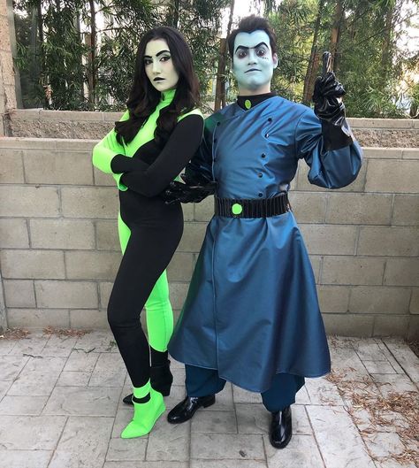 Safiya Nygaard on Instagram: “kim possible thinks she’s all that, but she’s NOT!! happy halloween to all the other villains out there 😈 what are u dressing up as…” Sheego And Drakken Costume, Sheego And Drakken, Shego Couple Costume, Dr Drakken Costume, Shego Halloween Costume, Dr Drakken, Safiya Nygaard, Kim Possible Costume, Future Costume