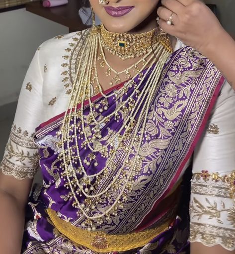 Purple Banaras Saree Blouse Designs, Violet Pattu Saree Blouse Designs, Latest Banaras Sarees, Benaras Saree Blouse Designs Latest, Violet Banarasi Saree, Violet Saree Blouse Combination, Benaras Blouse Designs Latest, Banaras Pattu Sarees Latest, Banaras Saree Blouse Designs