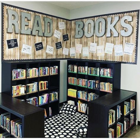 6th Grade Reading Classroom Set Up, Library Arrangement Ideas, Library In Classroom Ideas, Simple Classroom Library, 2nd Grade Classroom Library Set Up, Middle School Classroom Library Ideas, Reading Room Ideas For School, 3rd Grade English Classroom Decor, 3rd Grade Library Setup