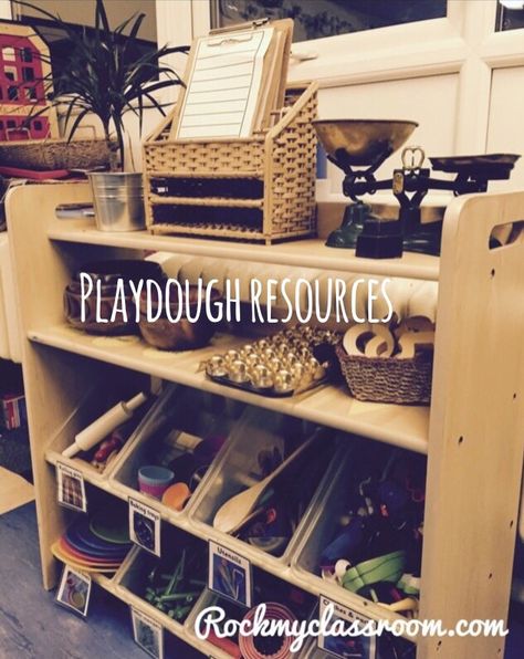 Dough Area Eyfs, Nursery Setting Ideas Play Areas, Playdoh Station Ideas, Play Dough Area Eyfs, Malleable Area Eyfs, Play Dough Station, Playdough Area, Playdough Station, Reception Classroom