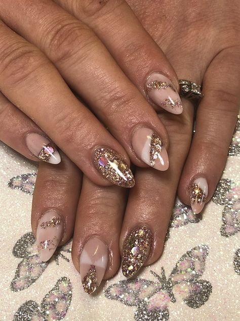 Perfect peach and rose gold sparkles glitter nails Peach Color Nails Designs, Peach Color Nails, Color Nails Designs, Rose Gold Glitter Nails, Peach Acrylic Nails, Peach Colored Nails, Korean Nail, Perfect Peach, Gold Glitter Nails