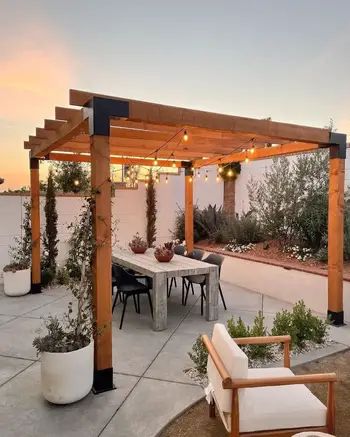 43 Super Dreamy Backyard Patio Ideas - Cannibal NYC Modern Outdoor Dining Table, Patio String Lights, Pergola Design, Backyard Pergola, Contemporary Dining Table, Beautiful Patios, Pergola Designs, Deck Decorating, Backyard Oasis