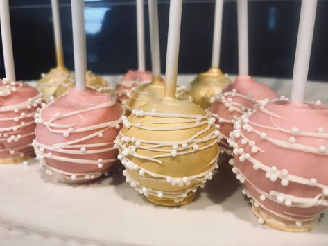 "Cake Pops are the perfect addition to any event! ORDER INFO -  This listing includes 1 Dozen Pink and Gold Cake Pops. Display is not included, but you can purchase a white stand that holds up to 18 Cake Pops here https://www.etsy.com/listing/665913091/plain-white-cake-pop-stand Orders are preferred at least 7 days prior to your event date. Please leave your event date in the notes section when purchasing. You will need to add \"RUSH\" order if your event date is less than 7 days out from purcha Wedding Cake Funfetti, Cake Pops Display, Baby Blocks Cake, Gold Cake Pops, Lemon Wedding Cakes, Pink And Gold Cake, Graduation Cake Pops, Gold And White Cake, Apple Cake Pops