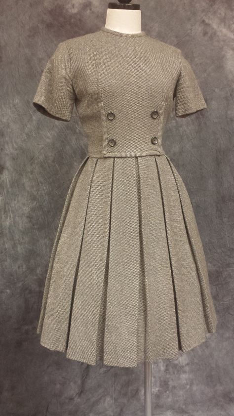 c.1955 dress of wool with box pleated skirt and Normay label. Modest Dresses Fashion, Chic Dress Classy, Corporate Dress, Elegant Outfit Classy, Womens Trendy Dresses, Stylish Work Attire, Classy Dress Outfits, Classy Work Outfits, Shirts Design