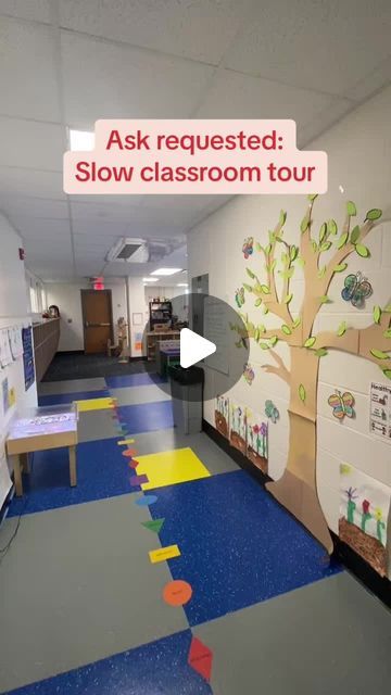 Preschool Vibes | Join me for a detailed classroom tour, showing how we enrich learning through our unique setup! 🍂📚 Starting with our seasonal classroom... | Instagram Preschool Setup Classroom, Preschool Classroom Tour, Best Kindergarten Classroom Setup, Eyfs Classroom Setup, Preschool Set Up Ideas, Preschool Toys Classroom, Book Area Ideas For Preschool, Centers For Preschool Classroom, Daycare Decorating Ideas Classroom Setup