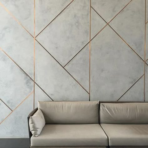 Who Doesn’t Love A Good Accent? | The 10 Best Accent Wall Ideas Vstupná Hala, Tv Fal, Urban Interiors, Brushed Copper, Hus Inspiration, Interior Modern, Wall Finishes, Kuta, Wall Cladding