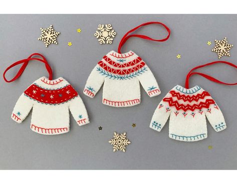 Make heirloom decorations to treasure with our collection of stitch kits and supplies kits. Cross Stitch Xmas Ornaments, Hand Sewn Ornaments, Diy Felt Christmas Ornaments, Cloud Craft, Modern Embroidery Kit, Christmas Windows, Felt Crafts Christmas, Felt Ideas, Felt Christmas Decorations