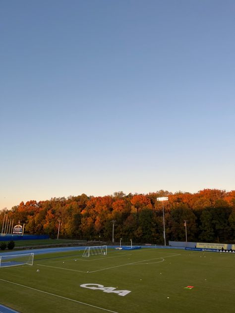 university of delaware Delaware Aesthetic, College List, University Of Delaware, Dream College, Dream School, 2024 Vision, Fall Foliage, Fall 2024, I School