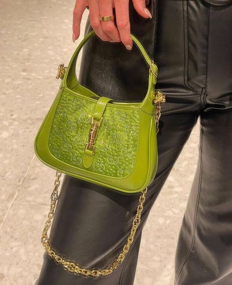 Mini Gucci Bag, Gucci Green Bag, Green Gucci, Bag Closet, Personal Shopping, Green Bag, Gucci Bag, Outfit Of The Day, Insta Fashion