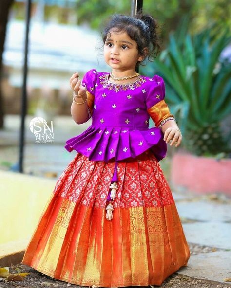 Baby Girl Traditional Dress Indian, Langa Jacket For Kids Pattu, Baby Long Frock, Langa Jacket, Langa Blouse, Pattu Langa, Cotton Frocks For Kids, Mom Daughter Outfits