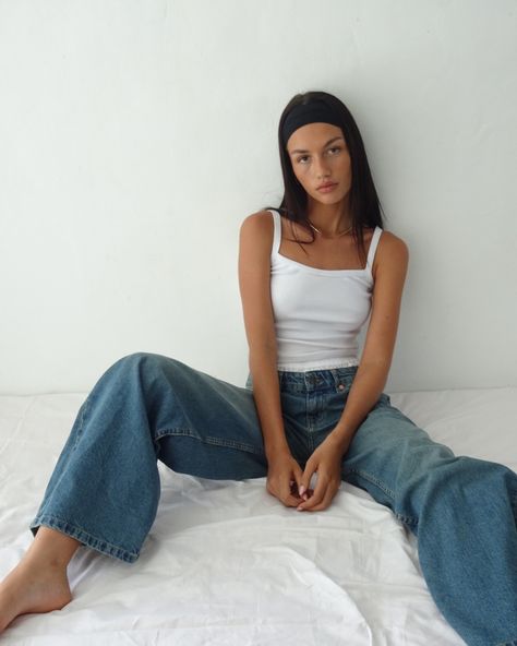 In your jeans. Wide Leg Jeans Photoshoot, Jean Outfit Photoshoot Ideas, Photoshoot Jeans Outfit, Jeans Studio Photoshoot, Poses For Clothing Photoshoot, Boutique Modeling Poses, Fashion Model Poses Women, Studio Shoot Ideas Models, Jean Photoshoot Ideas