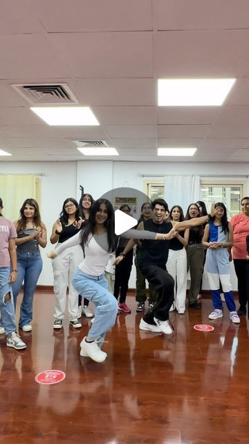 Reeti Nandwani ✨ on Instagram: "Crazy Kiya Re 🔥

@aadilkhann ⚡️✨

#fyp #explore #dance #workshop #explorepage #dxb" Crazy Kiya Re, Dance Workshop, April 27, Dance Practice, On Instagram, Instagram