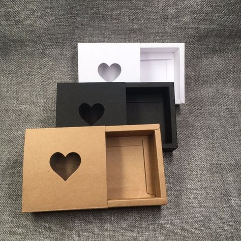 Heart Window, Paper Box Diy, Săpunuri Handmade, Soap Craft, Handmade Packaging, Gift Box Template, Box Packaging Design, Soap Packaging, Soap Boxes