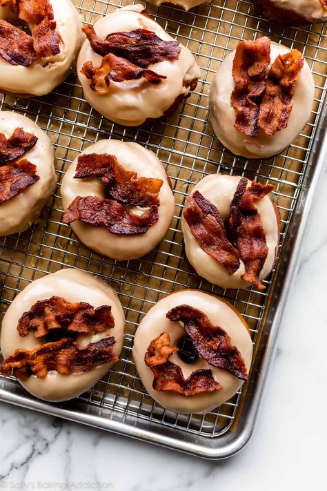 Homemade Maple Bacon Doughnuts - Sally's Baking Addiction Donuts From Biscuits, Maple Bacon Donut, Bacon Donut, Yeast Donuts, Homemade Doughnuts, Apple Cinnamon Rolls, Homemade Donuts, Doughnut Recipe, Maple Bacon