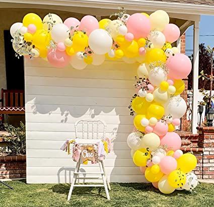 Pastel Pink And Yellow Party Decor, Lemonade Balloon Arch, Pink And Yellow Themed Birthday Party, Pink Yellow And White Party Decorations, Yellow And Pink Birthday Decorations, Yellow Theme Birthday Party, Yellow And Pink Baby Shower Ideas, Sunflower First Birthday Girl, Pink And Yellow Baby Shower Ideas