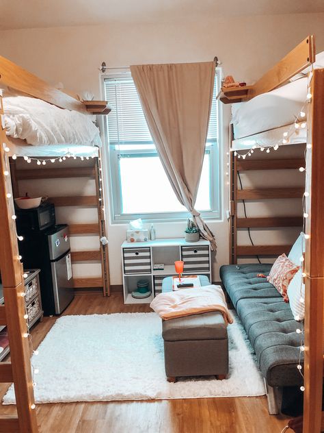 Small Dorm Room Ideas 2 Beds, 2 Person College Dorm Room Ideas, Small Dorm Layout, College Dorm Room Ideas Lofted Beds Aesthetic, Under Bed Dorm Ideas, Dorm Room Couch Ideas, Lofted Dorm Beds Layout, Dorm Room Designs Lofted Beds, Lifted Bed Dorm Room Ideas