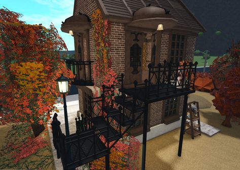 Bloxburg House Ideas Exterior Cottage Core, Grunge Bloxburg House, Bloxburg Vintage House, Unique Bloxburg Houses, Cool Bloxburg Builds, Bloxburg Village, Fall Bloxburg Houses, Bloxburg Vintage, Cottage Core Bloxburg House